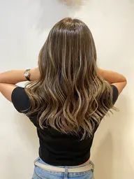 【🍼平日限定🍼】《🌈ダブルカラー🌈》🧸人気のハイライトブリーチ+カラーで印象的なヘアカラーに🧸※カット無し