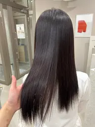 髪質改善ストレート15000円(ロング料金1100)