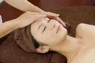 全顔 光フェイシャル（男女共にOK）頭皮マッサージ付き✨