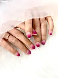 ガラスフレンチ❄️初回オフ込み、再来1ヶ月以内オフ無料、再来1ヶ月以上オフ¥550