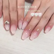 オフ込み ベース色ありグラデーションorフレンチネイル