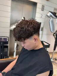 【スペインカール限定❗️】 メンズカット+パーマ　2回目+500円、3回目+1,000円