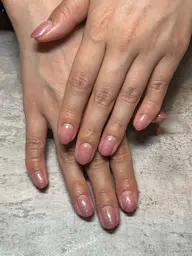 【デビュー直前割❗️】オフ無料！ラメ・カラーグラデーション✨