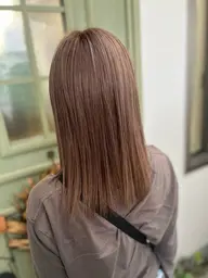 １回ブリーチ＋色味補充