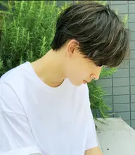 4月25日の18時​〜​限定で襟足のある方で3センチほど切らせていただける方探してます！テストのモデルさんです！