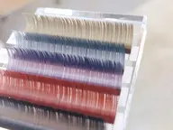 【人気✨】限定カラーフラットラッシュ140本🌈オフ無料！minimo価格🫧¥6000