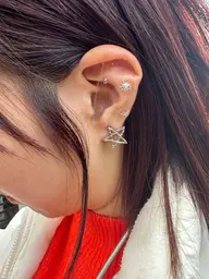 耳つぼジュエリー(耳つぼマッサージ+耳つぼジュエリー)両耳合わせて10個