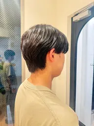 ５月７日8:30​〜​毛流れセンターパートパーマ＋トリートメント🌟