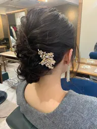【ヘアセット】　　　　　　　　　　　　　　　　　　　　　　　　女子会　結婚式大切な日に