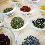 【口コミ&１ヶ月以内のご利用】ハーブテント/ よもぎ蒸し】ドリンク付🌿30〜60分