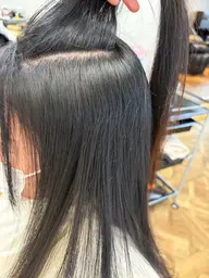 【顔周りストレート＋カット 9,800円（通常18,900円）】嬉しい髪質改善付き