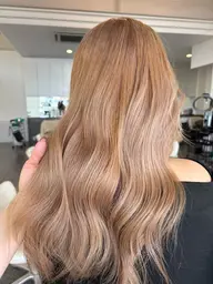 【新規限定】全体ブリーチ＋カラー+ライトトリートメント