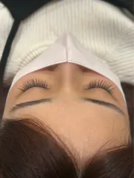 ナチュラル🍀.* マツエク60本(リペア可能)オフなし🧚‍♂️💫