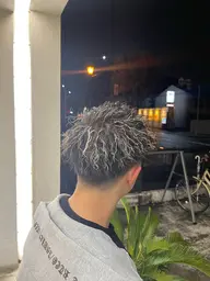 （1日で別人に👨🏿‍🦳）カット+ツイスパ+ホワイトメッシュ