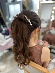 🎀平日特別価格・17時​〜​🎀ロコミ+ヘアセット写真※顔映りなしにてごア承頂いたお客様限定！お好みヘアセット可