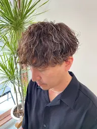 ㊙️3月限定🚨当日予約クーポン🚨カット＋パーマ【波巻き、ツイスパもOK🔥】(シャンプーブロー込)