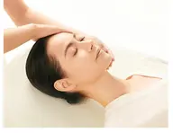 【お着替え不要／時短】クリア＆モイスト美白・保湿フェイシャル30分