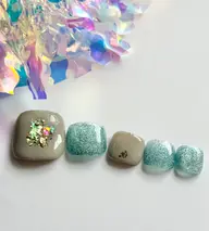 〈フット〉デザインフットコース、お色変更OK 【ジェルオフ＋500円】