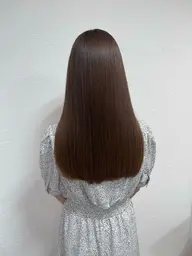 【自然な仕上がり🌿】縮毛矯正＋ベーシックトリートメント　施術時間150分🌸別途ロング料金🐰19時から限定