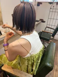 【周りと差をつけるなら🪽】アンブレラカラー(表面ハーフブリーチ+艶カラー)