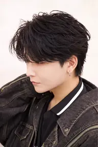 メンズカット+フェザーパーマ¥8000