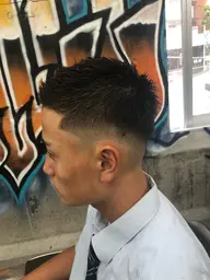 ローフェードカット
