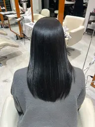 【梅雨前に！】プレミアム縮毛矯正✨