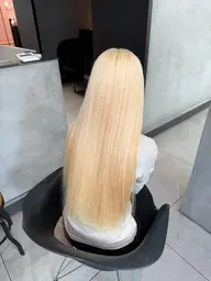 【当日限定】特別価格✨抜きっぱなしブロンドカラーリタッチのみ🎀🩵保湿トリートメント付き🐈‍⬛💫