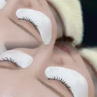 【可愛い盛れまつ毛に✨️】《 ラッシュリフト(上のみ) ＋美容液アイパック》アイシャンプー＋コーティング付き🪄🫧ྀི