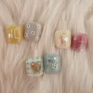 【フットネイル】 親指2本デザイン×ちゅるんとワンカラー ‎🤍（自爪育成ケア付き・オフ＋1100en）