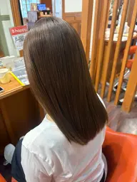 女性限定！☔️うねりとおさらば☔️カット＋髪質改善ストレート