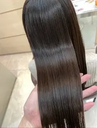 縮毛矯正してる方にもおすすめ❣️次世代髪質改善ストレート🌹✨《トリートメント付き🧚🏻》
