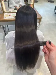 【髪の整形✨】縮毛矯正(ストレートパーマ)➕毛先の調整カットorトリートメント