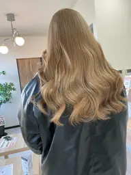 ブリーチ＋カラー