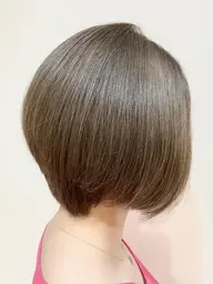 髪質改善イルミナカラー　ミルクティーカラー（全頭ブリーチ2回➕オンカラー）