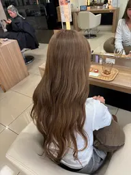 【ケアしたい方💁🏻‍♀️】ケアブリーチWカラー➕ブリーチケアトリートメント🧴‎🤍