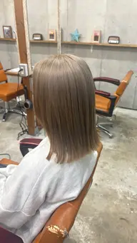 骨格似合わせカット＋ブリーチありWカラー＋TOKIOトリートメント☘️