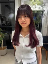 【30歳以下限定】☀️ポイントでブリーチを楽しみたい方！☀️🌻カット+インナーカラー+オリジナルトリートメント🌻