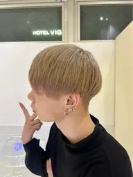 メンズ限定👦🏻カット➕ダブルカラー(ブリーチ1回込)➕2stepトリートメント🩵✨