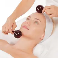 クリスティーナ シャトーデボーテフェイシャル