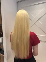 【おすすめメニュー㊙️】【ダメージを最小限に❗️】【✨ケアブリーチダブルカラー✨】【髪質改善】