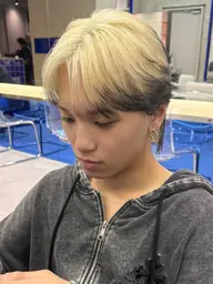 デザインカラー好きな方に🖤ブリーチカラー+カット