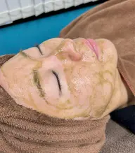 【肌質改善✨ハーブピーリング🌿】ニキビ/シミ/毛穴/たるみ改善!剥離なし◎ダウンタイムなし◎