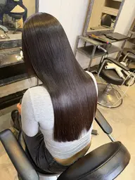 【極上のうる艶髪に★】ReBorn髪質改善Tr ¥6500