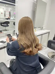 🕊️ハイトーンにするなら🕊️ケアブリーチダブルカラー＋オリジナルトリートメント＋炭酸スパ＋スタイリング