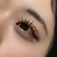 5/5 10:00 11:30限定！まつ毛エクステ100本 (オフなし)🤍✨
