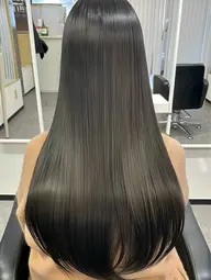 前髪カット＋前髪縮毛矯正💇‍♀️💫「前髪がうねって毎朝ストレス…😖」そんなお悩みを解決します！