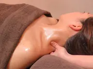 【1番人気】全身アロマリンパマッサージ90分¥2000