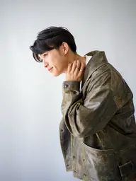 【癖毛、ボリュームダウンしたい方】メンズカット+ストレート🐊