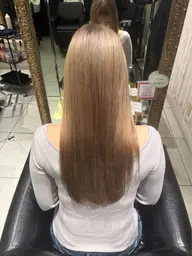 トレンドカット＋イルミナカラー　¥13200→¥10560